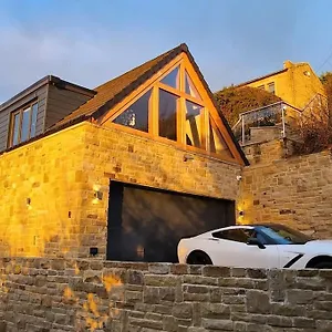 https://luxury-1-bed-coach-house.yorkshirehotels.net